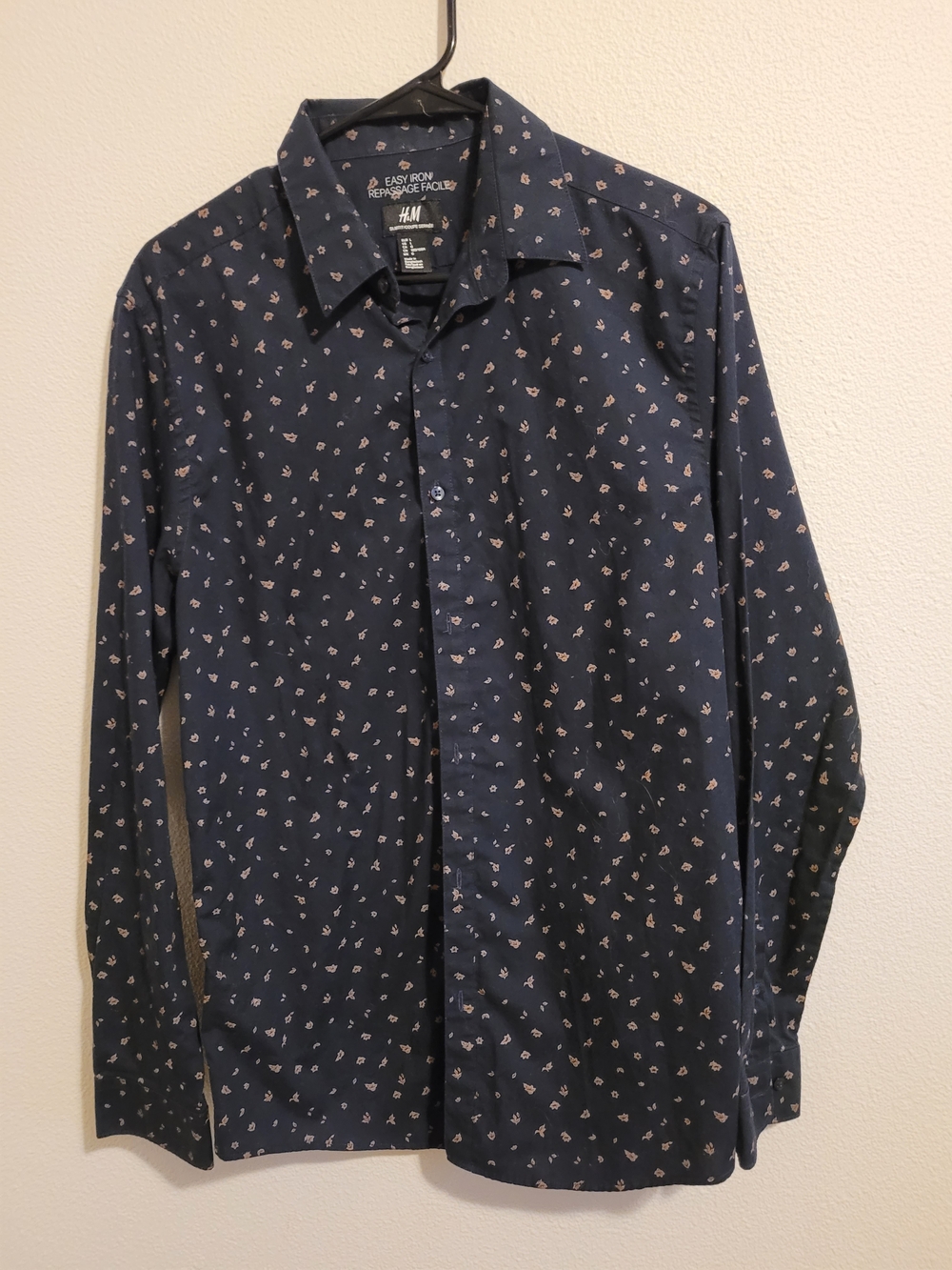 H&M Men's Navy Shirt with Light Pink Micro Floral Print #377
